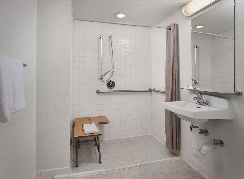 Hampton Inn San Simeon Cambria - photo 16