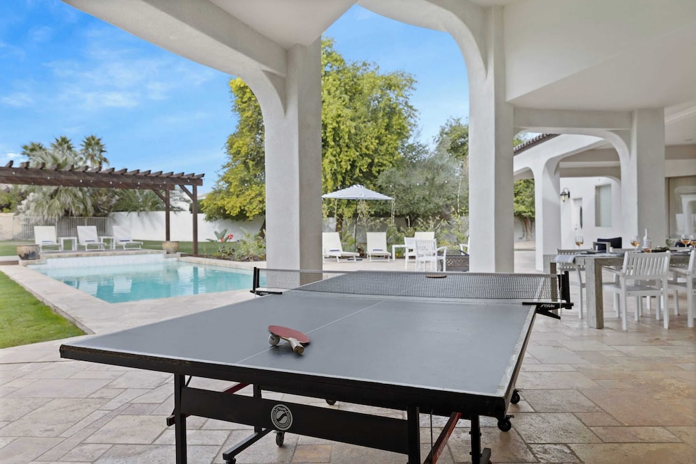 Sleeps 19 7bdr Estate Sports Court Putting Green Pool Farrier by Avantstay - photo 44
