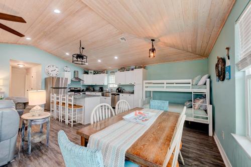 A Rocks Resort by Silver Sands Vacation Rentals - photo 6