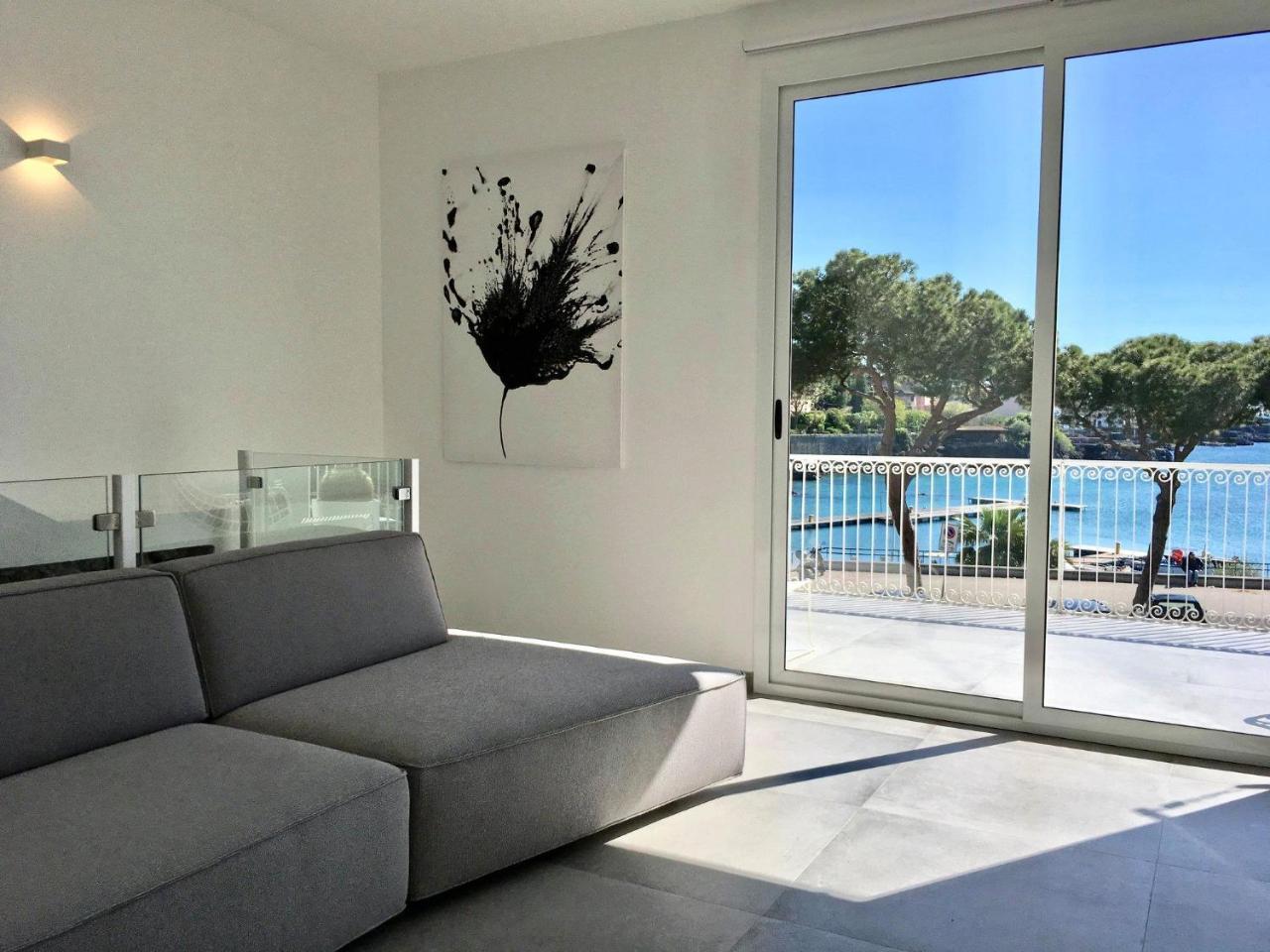 Sunshine Luxury Apartment Ognina Catania — 4-Star Luxury Hotel in Catania, Italy