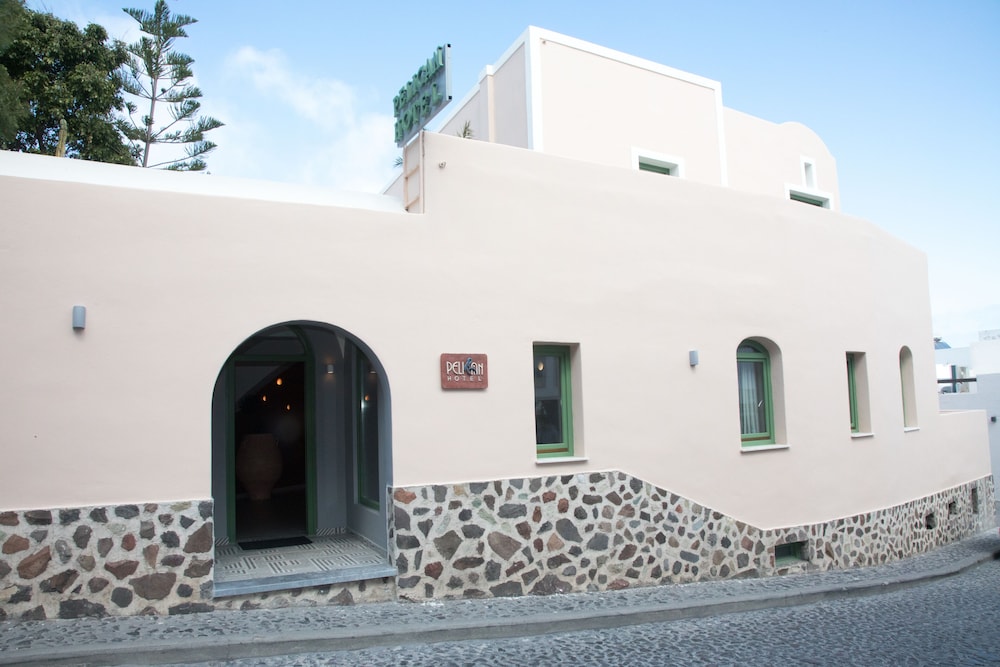 Pelican Hotel - last minute hotel in Fira