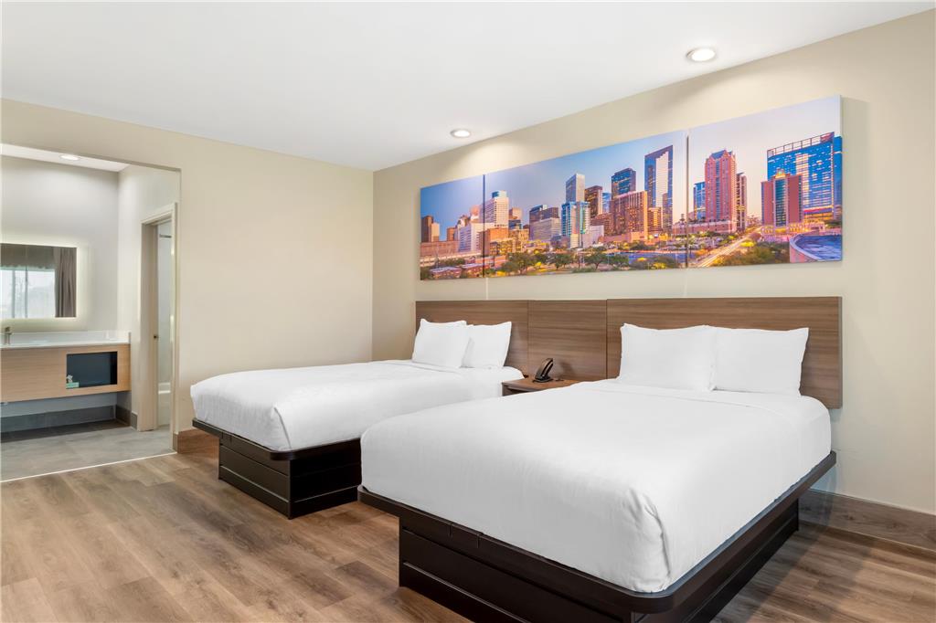 Clarion Pointe Spring Houston North - photo 10