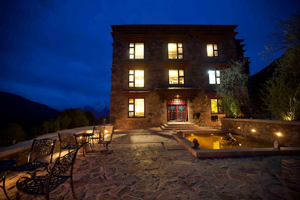 Songtsam Lodges Songtsam Meili in Shengping, People's Republic of China