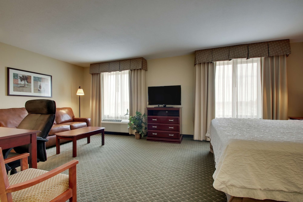 Hampton Inn & Suites Denver Littleton - photo 13