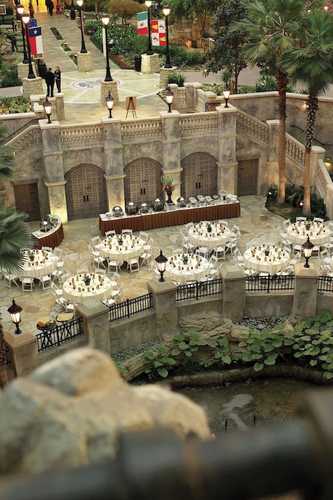Gaylord Texan Resort & Convention Center - photo 114