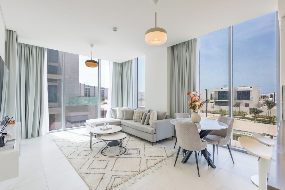 Charming 1 Bedroom Apt in MBR Near Downtown Dubai — 4-Star Luxury Hotel in Dubai, United Arab Emirates