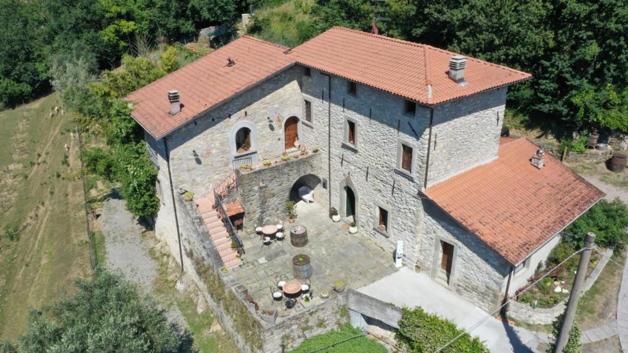 Agriturismo Fattoria Didattica Il Macereto — 4-Star Luxury Hotel in Fivizzano, Italy