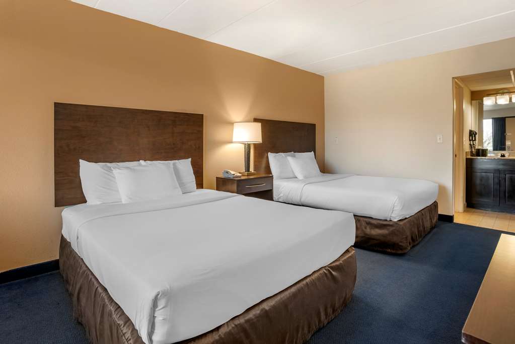 Econo Lodge Inn & Suites Rehoboth Beach - photo 22