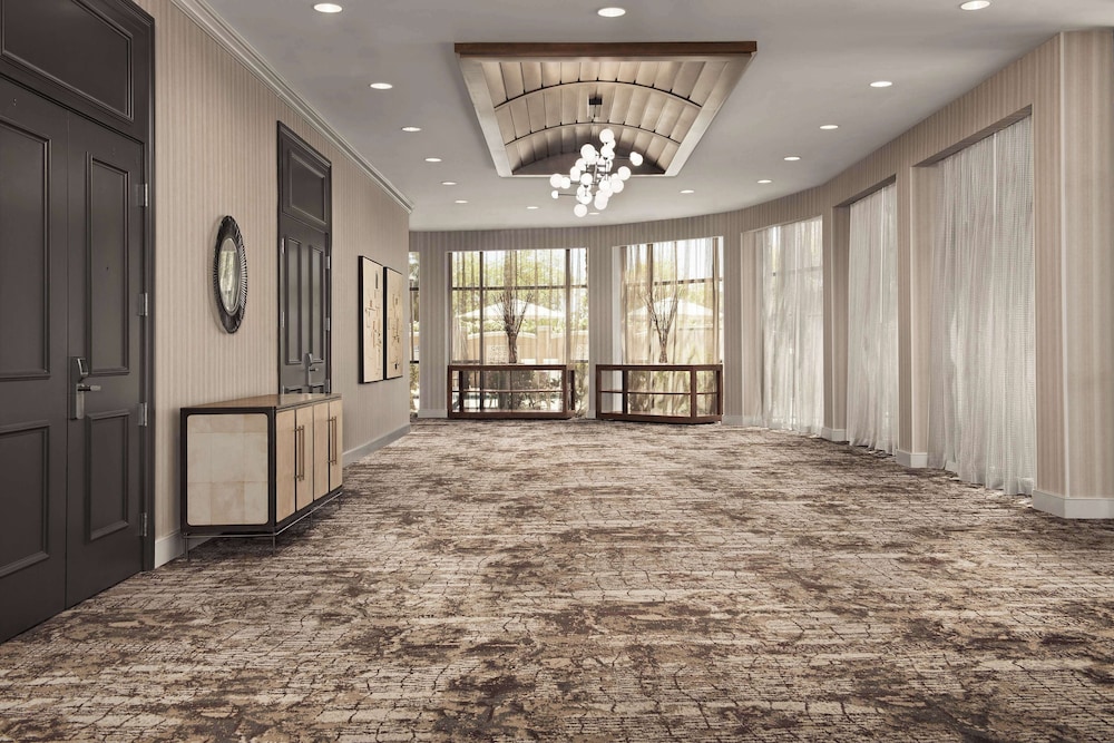 Hilton Phoenix Chandler - photo 34