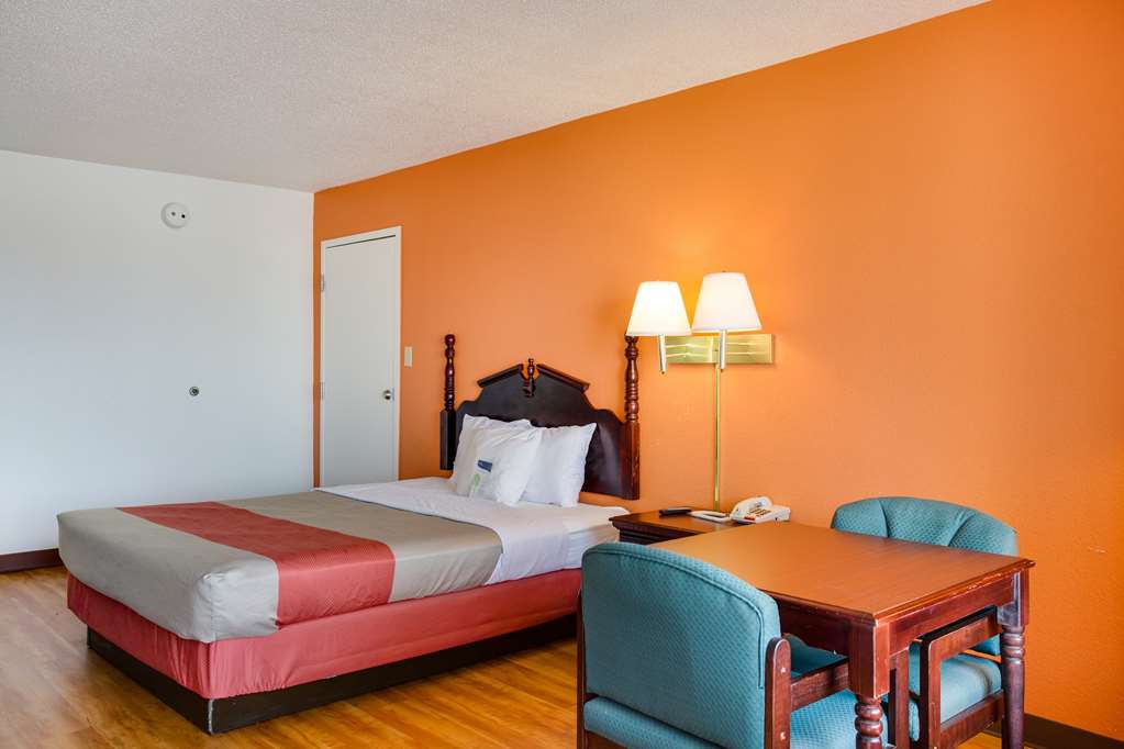 Motel 6 White House TN - photo 13