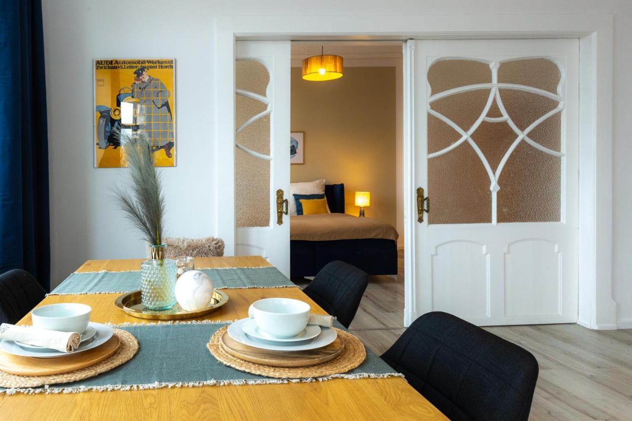 soulscape Apartment EDLER sanierter Altbau Wohnraum zentrumsnah gratis WIFI — 4-Star Luxury Hotel in Zwickau, Germany