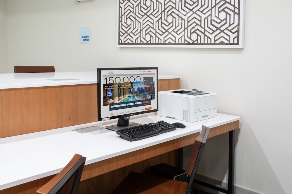 Holiday Inn Express Yreka Shasta Area by IHG - photo 26
