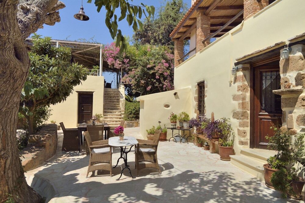 Room in Guest room Traditional Hotel for Relaxation and Rejuvenation in Kolympari, Greece