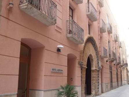 Hotel Moderno — hotel in Trapani