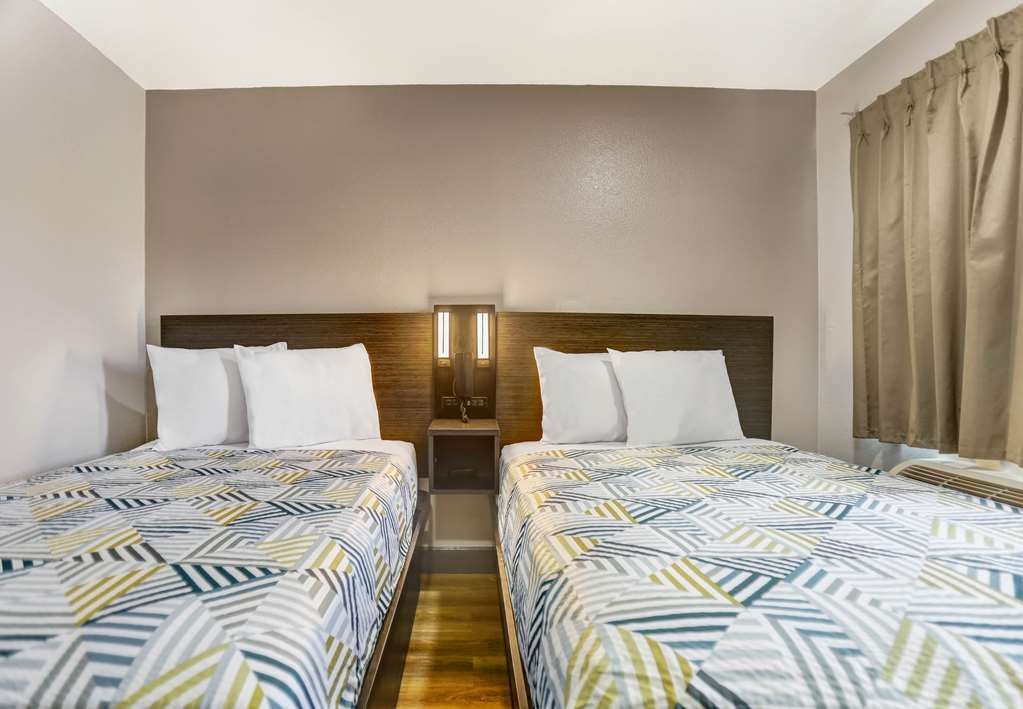 Motel6 San Bernardino CA North - photo 17