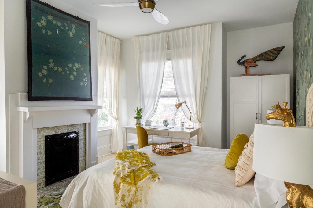 Lace and Leather — 4-Star Luxury Hotel in Atlanta, United States