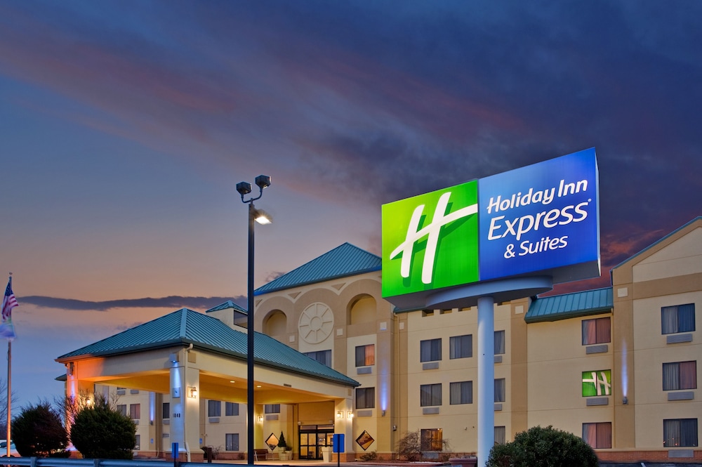 Holiday Inn Express & Suites St. Louis West Fenton by IHG - photo 55