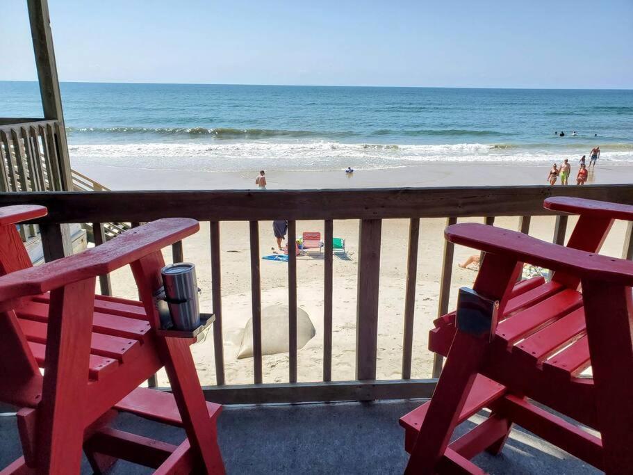 Ocean Front Paradise 168 in Sneads Ferry, United States