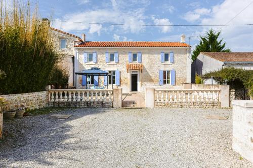 L' Aixoise - carbon neutral hotel in Unknown City