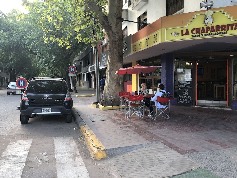 Hotel Express Mendoza in Mendoza, Argentina