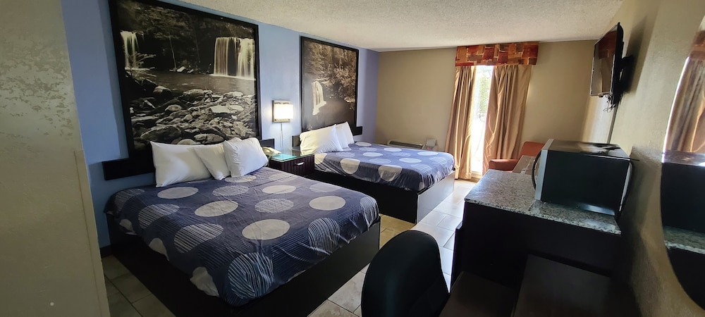 Fairview Inn & Suites - photo 8