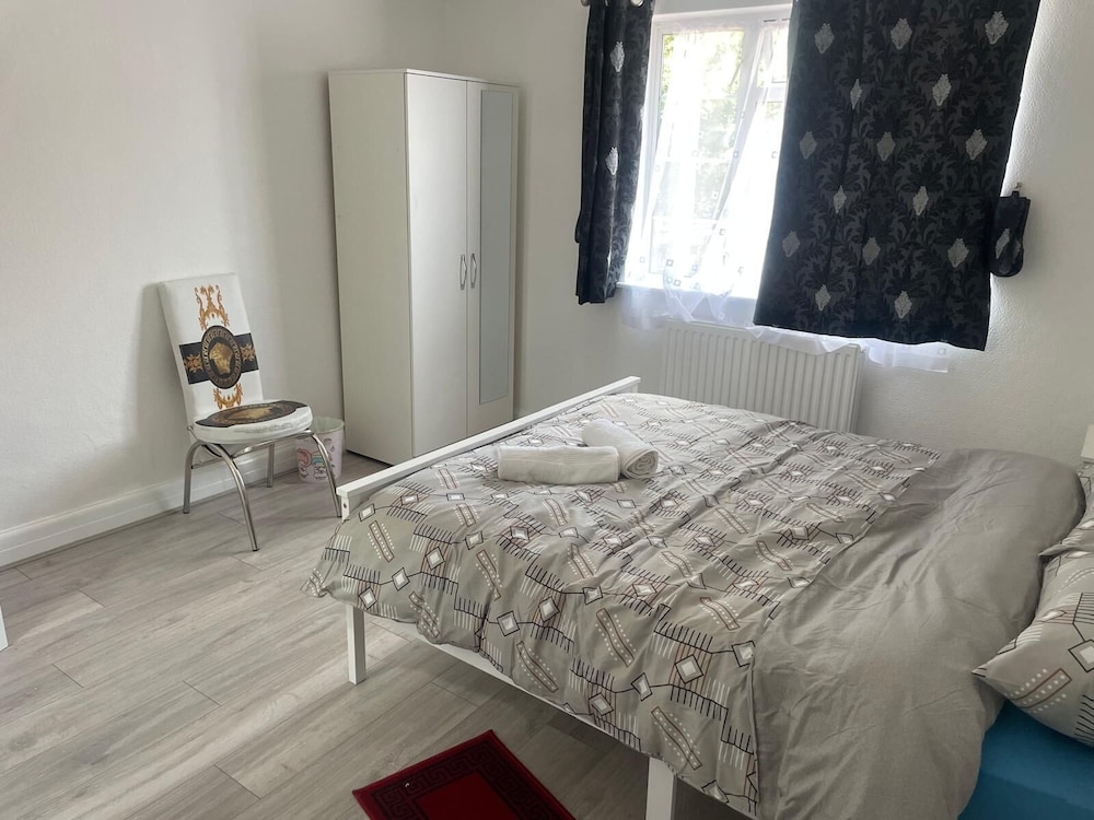 OYO Baraka Edgware - last minute hotel in Edgware