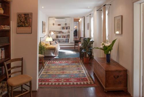 Grand Piano Apartment — 4-Star Luxury Hotel in Florence, Italy