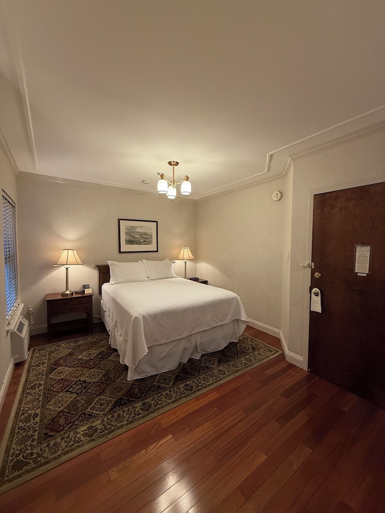 Penn's View Hotel - photo 32