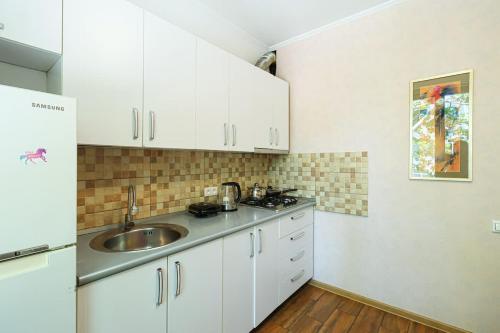 Cozy Apt near Vake Park By Wehost