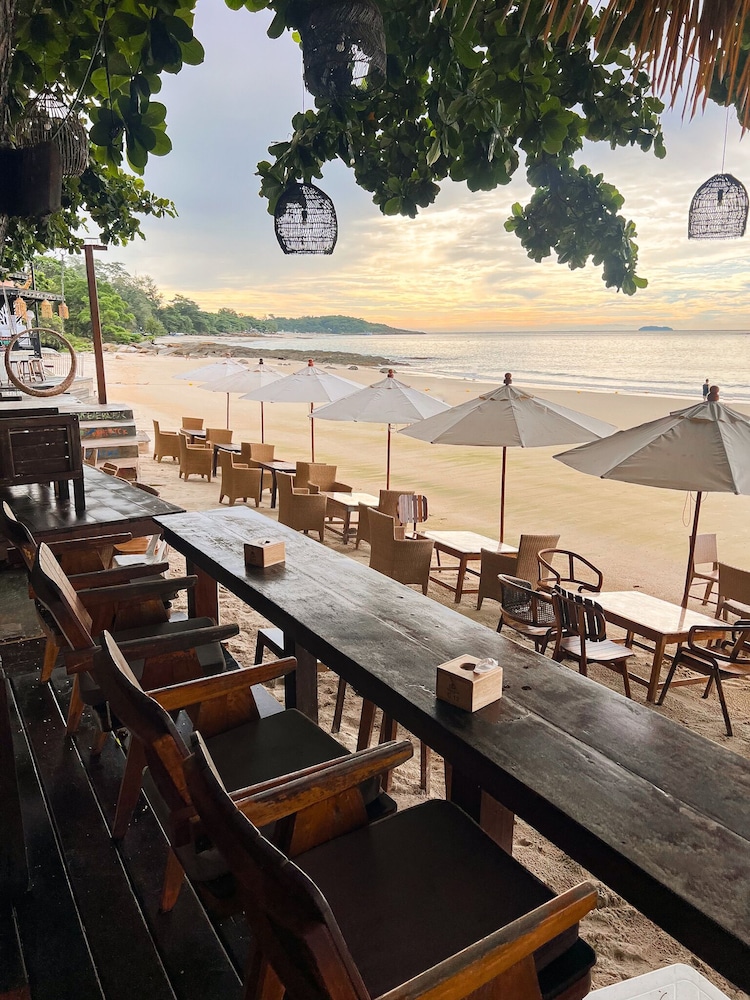 Silver Sand Hotel — hotel in Rayong
