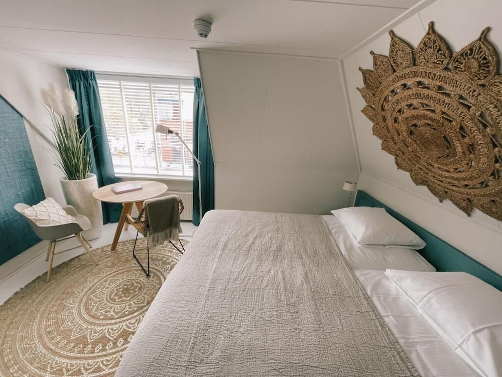 Hotel Liberté in Bergen, Netherlands