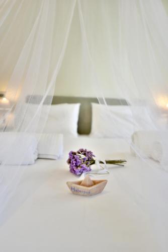 Onar Hydra — 4-Star Luxury Hotel in Ydra, Greece