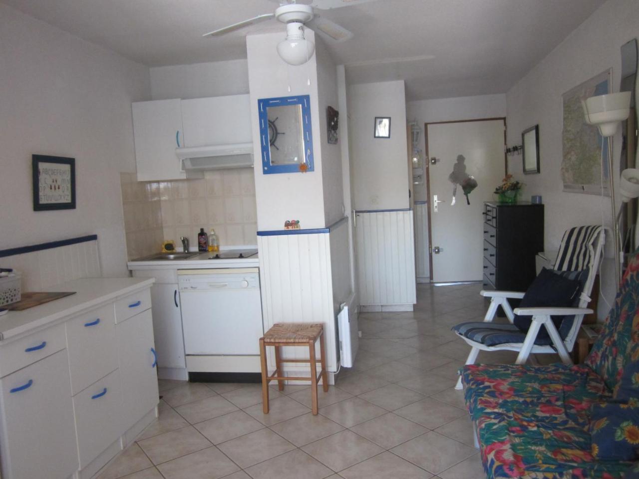 Appartement Rez De Chaussee — Le Barcares — photo 4