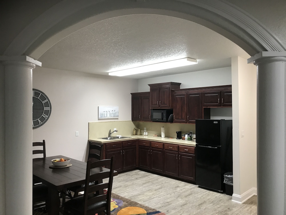 Hotel Pensacola - photo 43