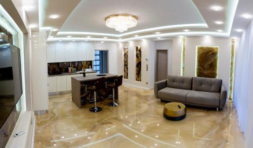 Dream Apartman 2 with Free Parking — Gyor — photo 3