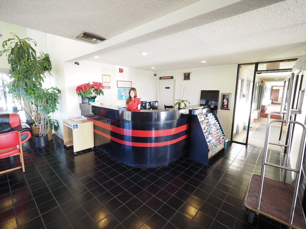 Grand Inn財神客棧 — Monterey Park — photo 3