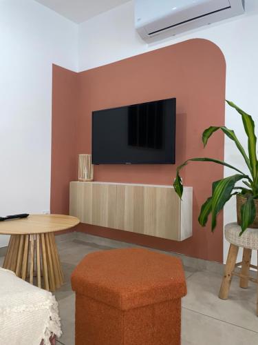 Entre Tendance Et Authenticite la Voute in Nimes, France