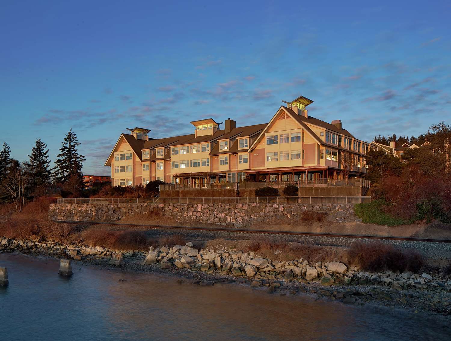Chrysalis Inn & Spa Bellingham Curio Collection by Hilton in Bellingham, United States
