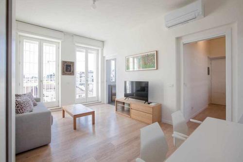 SanPietro allOrto 22 Duomo Suite Dom12 — 4-Star Luxury Hotel in Milan, Italy