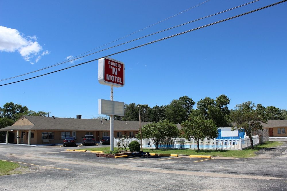Double N Motel - featured photo