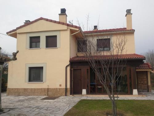 El Rincon De Los Abuelos — hotel in Tudela De Duero
