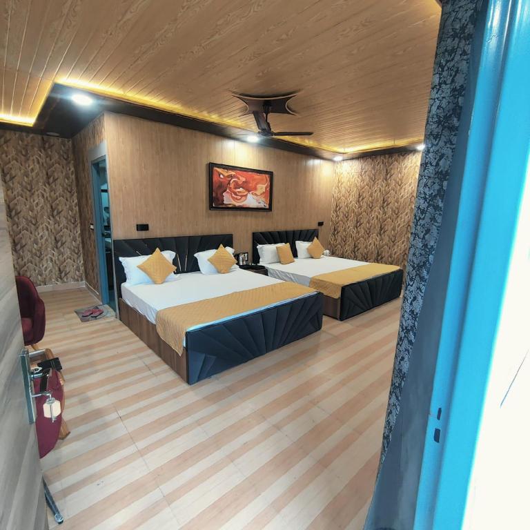 Hotel Pearl Residency in Naini Tal, India