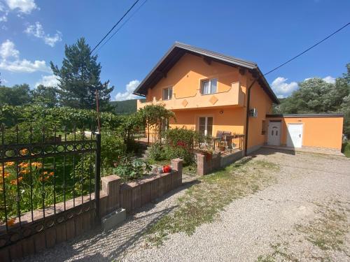 Vila Una 1 — 4-Star Luxury Hotel in Bihac, Bosnia and Herzegovina