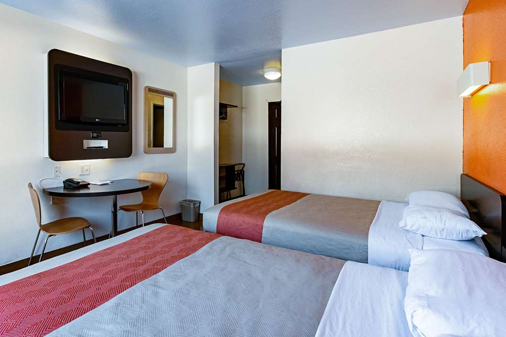 Motel 6 Palatine IL Chicago Northwest - photo 10