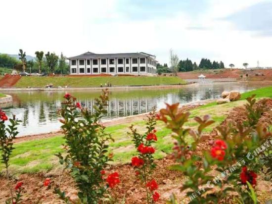 Chongyang Xizhuang Resort — hotel in Chongyang