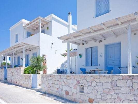 Kimolis Studios & Apartments — 4-Star Luxury Hotel in Kimolos, Greece