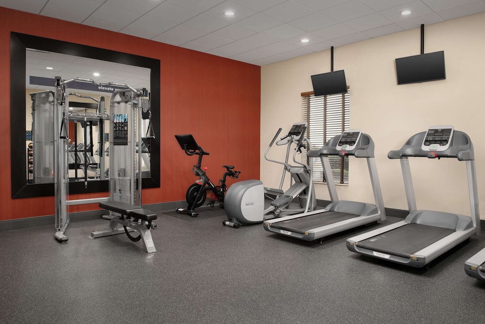Hampton Inn & Suites Orangeburg - photo 28