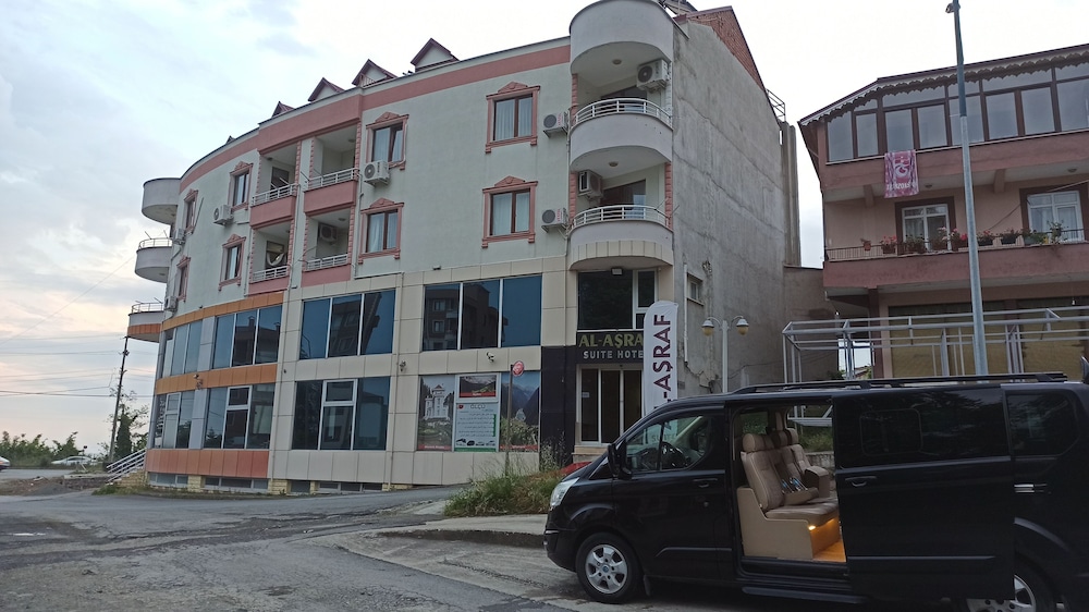 Alasraf Suit in Akcaabat, Turkey