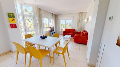 Bougainvillea by on Travel — 4-Star Luxury Hotel in Oliva, Spain
