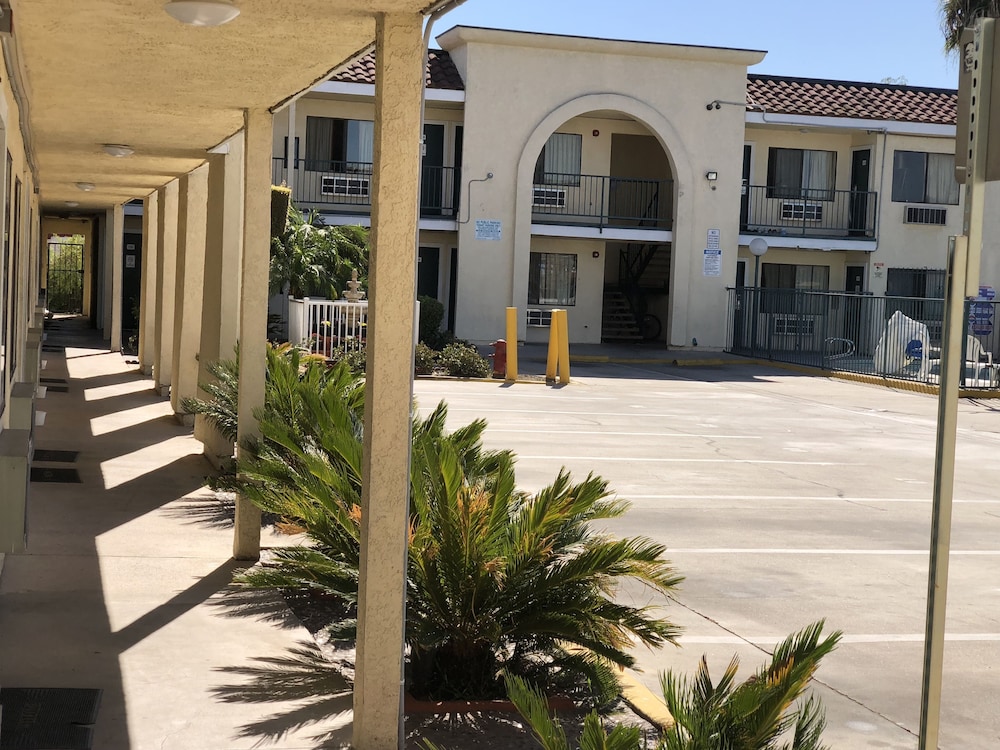 Anaheim National Inn - photo 114